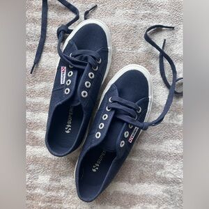 NWT 35 Navy Superga Sneakers